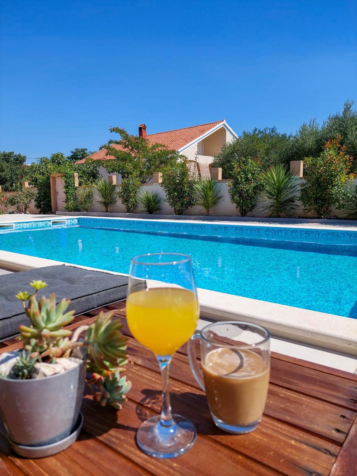 Apartments Matesic Ninski Stanovi Ngoại thất bức ảnh